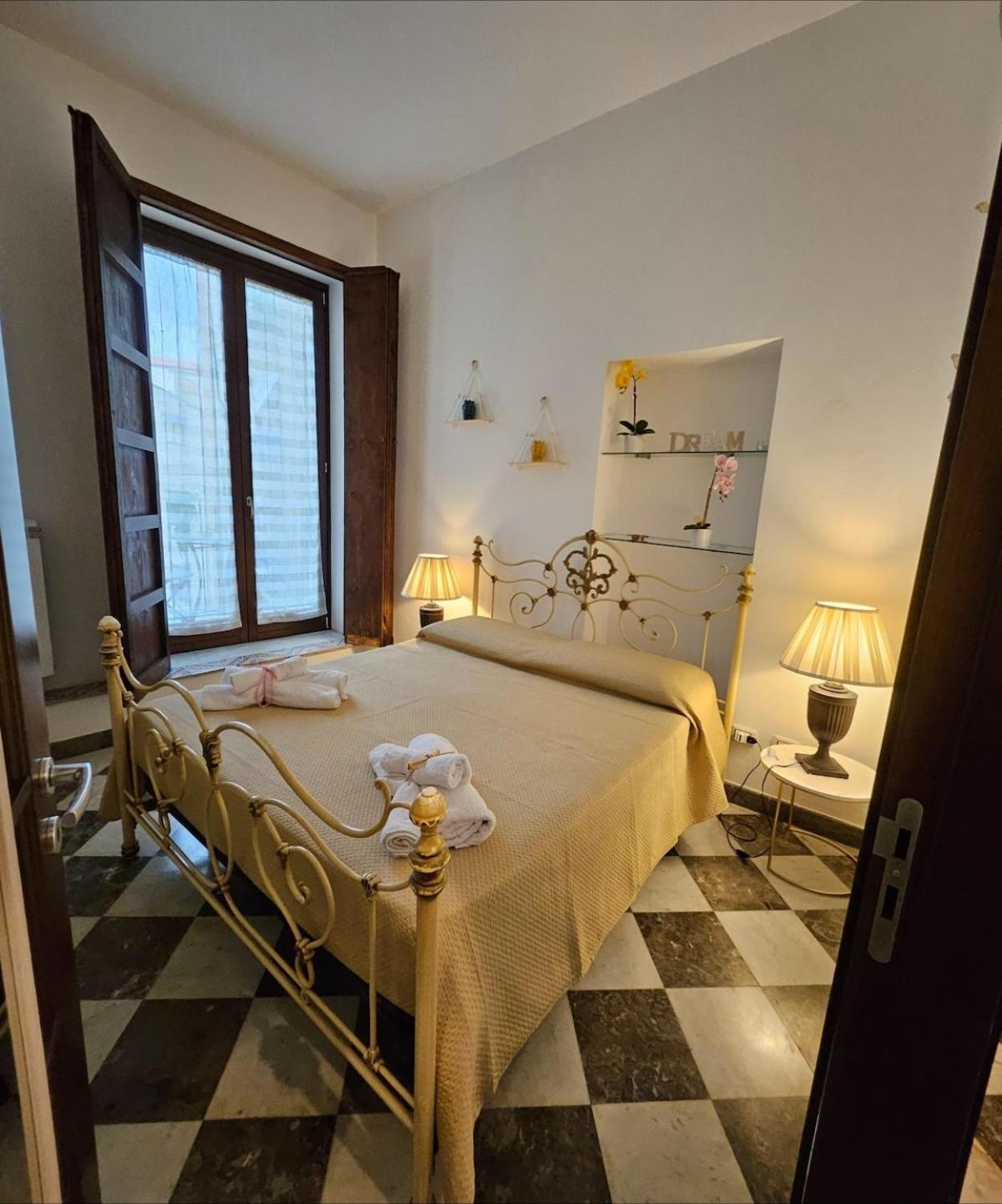 Villa La Rosa Bianca Della Vucciria à Palerme Extérieur photo